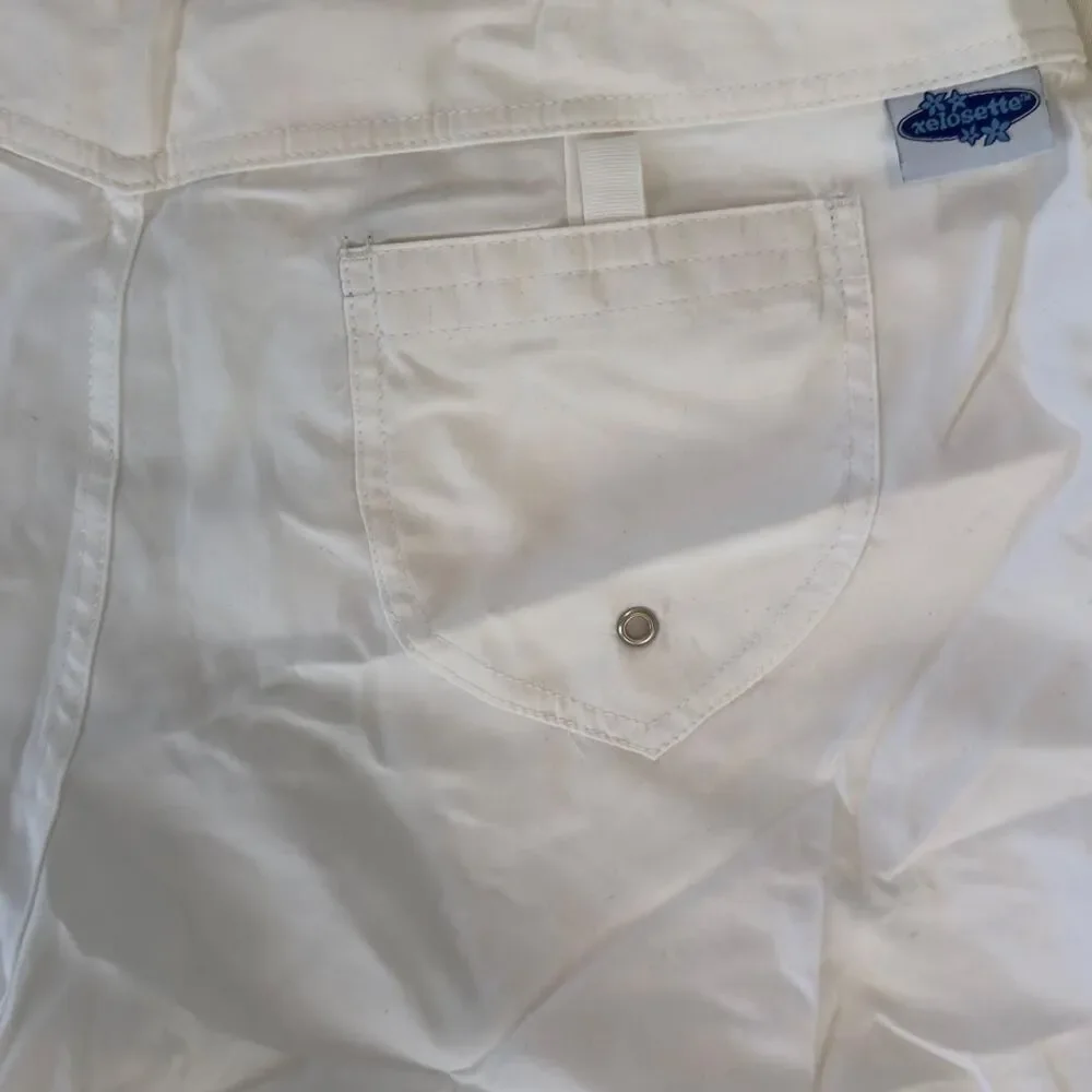 Xelosette Solid White Lace-Up Board Shorts (Size 14)